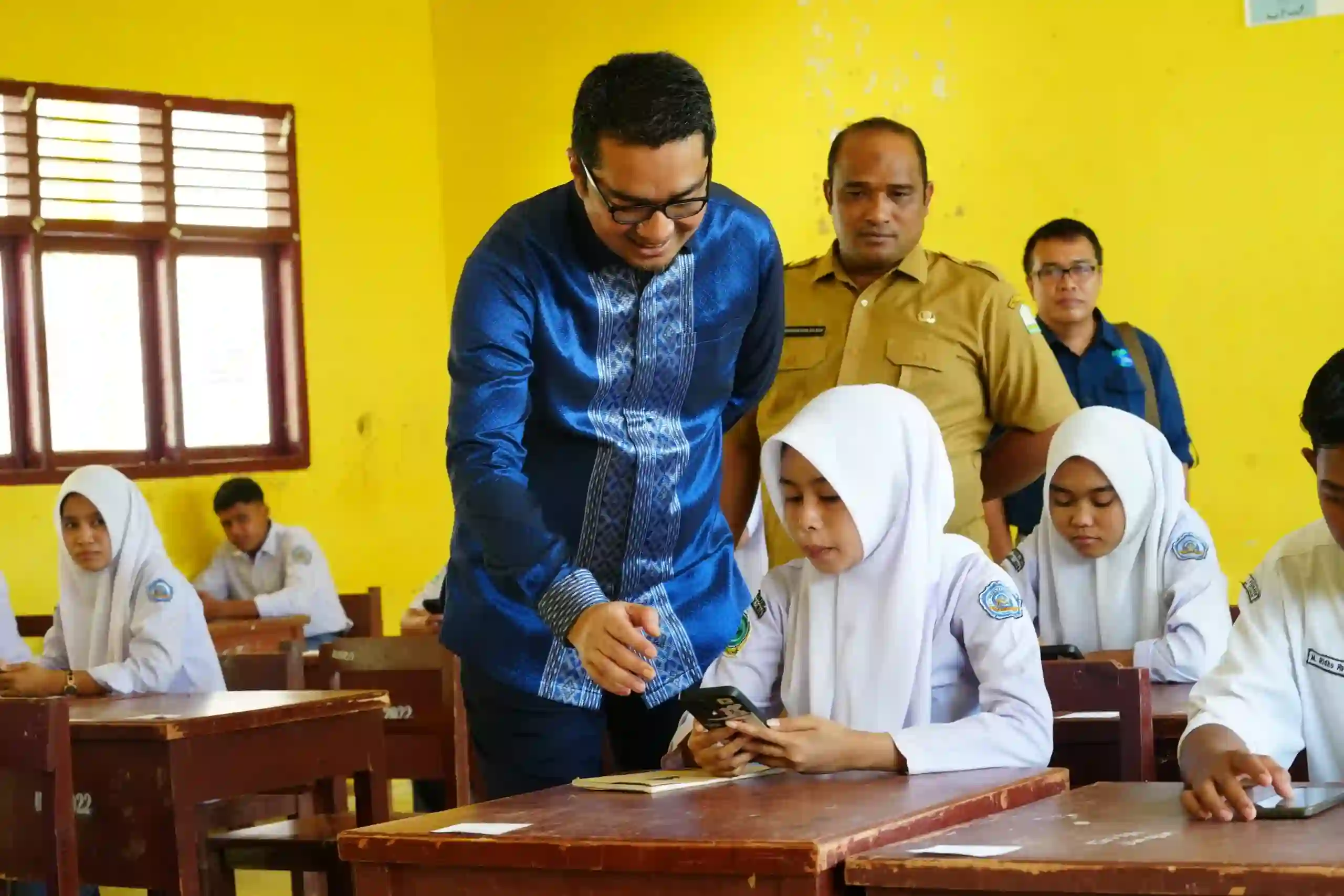 Flyer Kadisdik Aceh tinjau Kurikulum Leuser