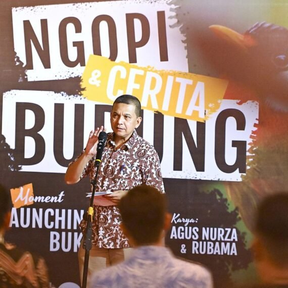 Bapak Kepala Diskominsa memberikan sambutan dari Gubernur Aceh