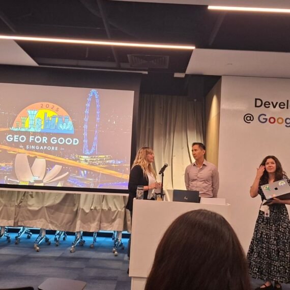 Googler dari California, Raleigh Seamster dan Karin Tuxen-Bettman hadir juga dalam acara ini