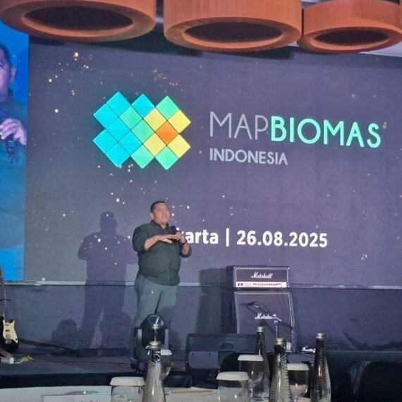 Timer Manurung dalam Launching MapBiomas Koleksi 4.0