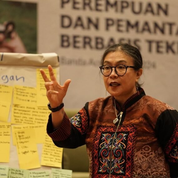 Seminar Nasional HAkA dan TAF Perempuan dan Pemantauan Hutan Berbasis Teknologi 1