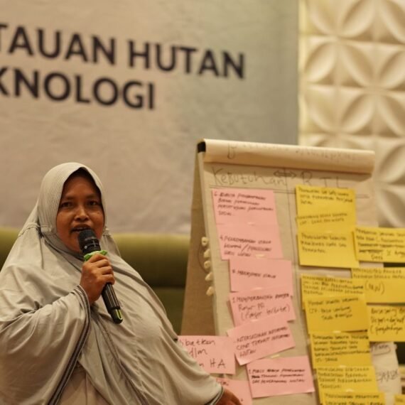Seminar Nasional HAkA dan TAF Perempuan dan Pemantauan Hutan Berbasis Teknologi 2