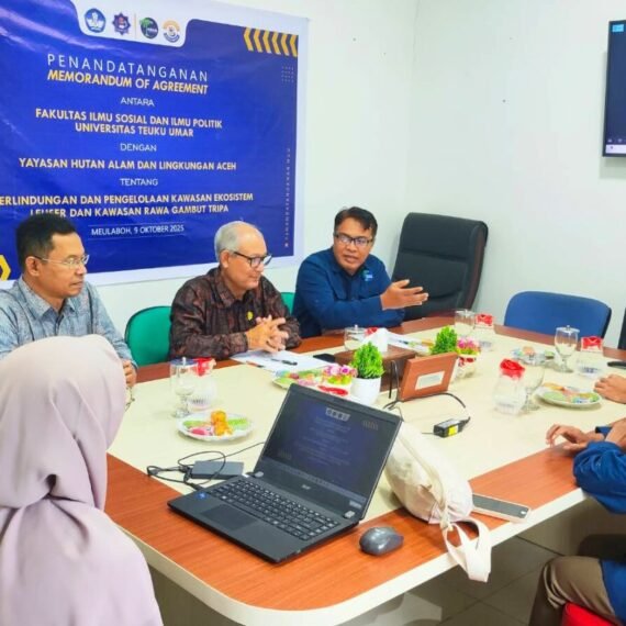 Yayasan HAkA berhadir ke kampus Universitas Teuku Umar di Meulaboh, Aceh Barat