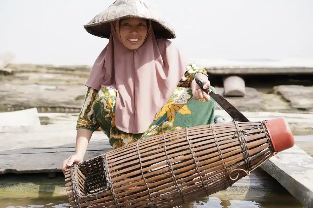 Flyer Nelayan Perempuan Rumbia